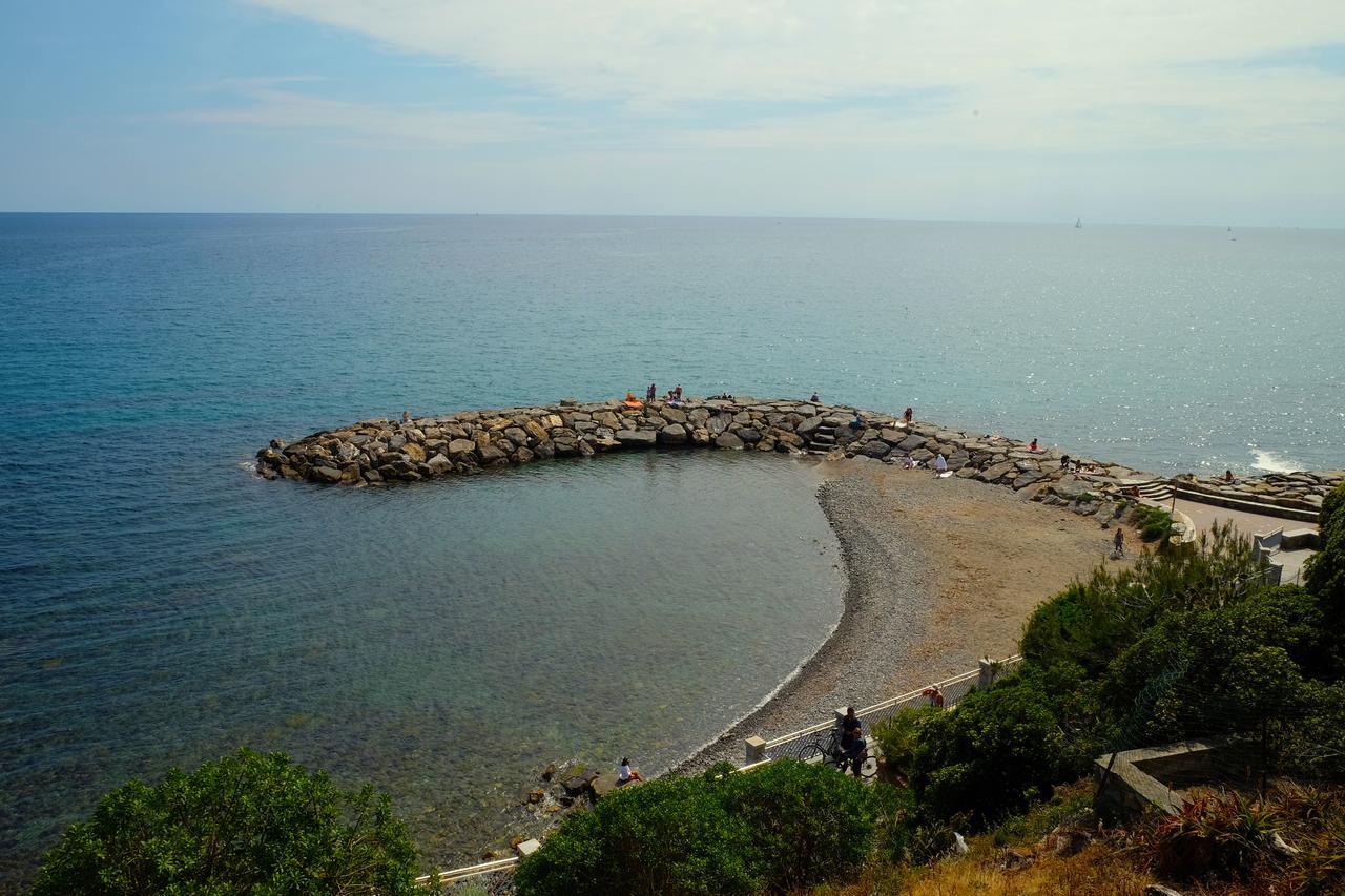 Costa Hotel 2*