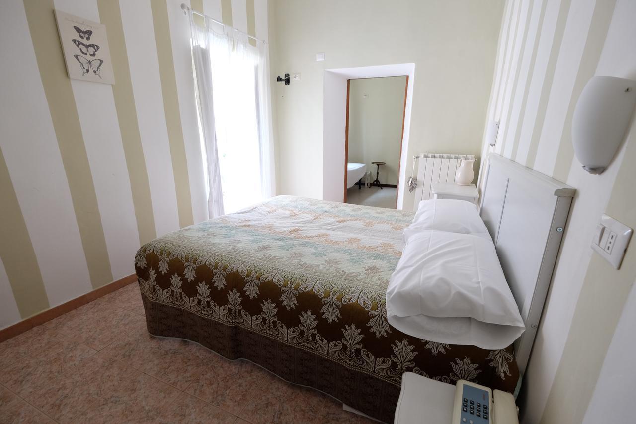 Costa Hotel 2*